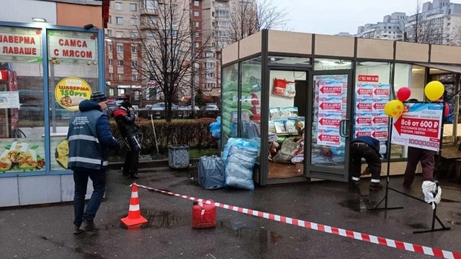 Власти Петербурга усиливают борьбу с нелегальной торговлей